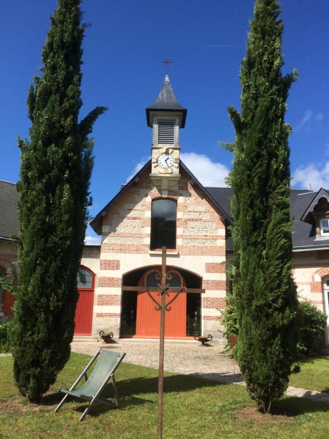 La Bretauche Apartamento Checy Exterior foto
